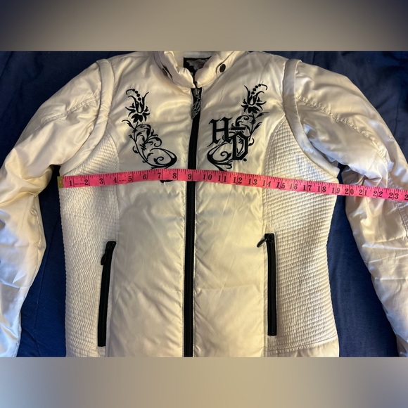 Harley-Davidson White Jacket with Black Embroidery - Picture 4 of 10